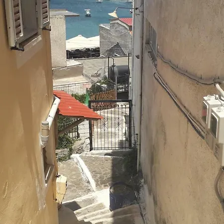 Διαμέρισμα Angira - *